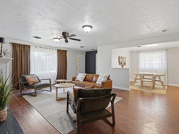 4th image of 113 Stull Ct