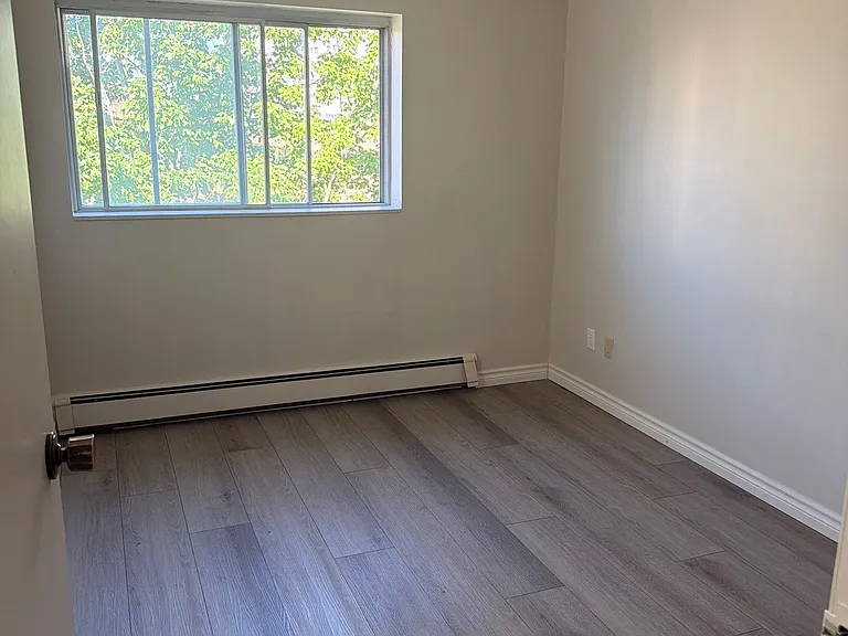 350 Regina St N #302 — Photo 13