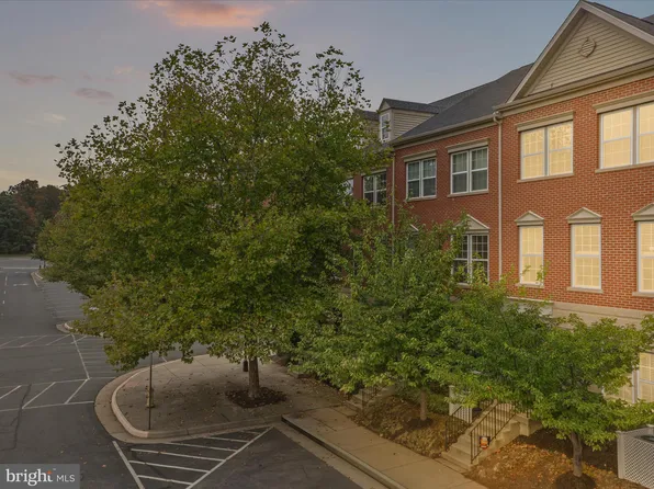 16006 Madison Ridge Pl, Gainesville, VA 20155