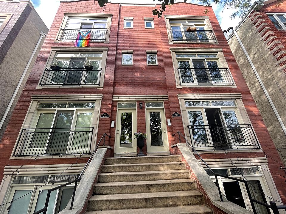1st image of 938 N Wood St #2