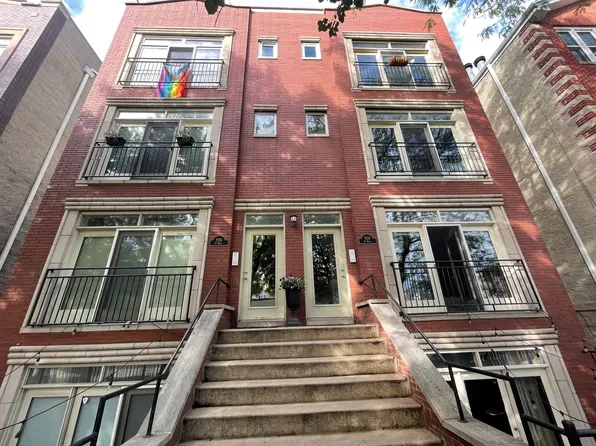 938 N Wood St #2, Chicago, IL 60622
