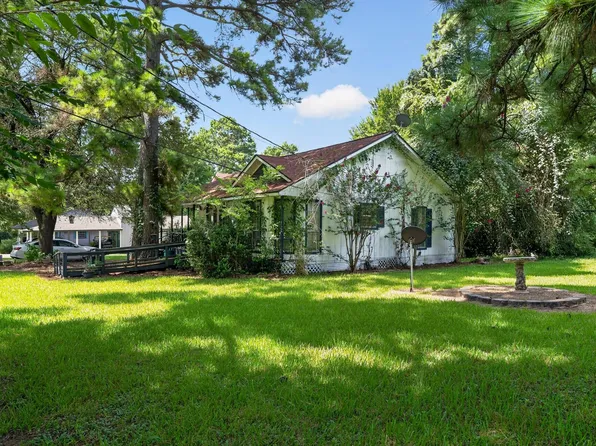 448 Timber Bay Dr, Trinity, TX 75862