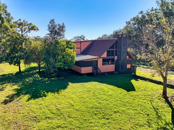 94-2664 Lorenzo Dr, Naalehu, HI 96772