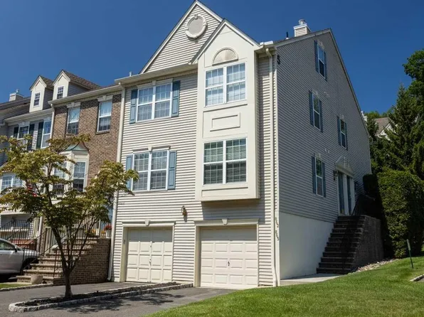862 Alexandria Ct, Ramsey, NJ 07446