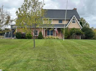 19117 5th Ave, Marion, MI 49665