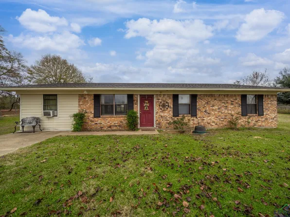 2011 Lime Tree Rd, Gilmer, TX 75644