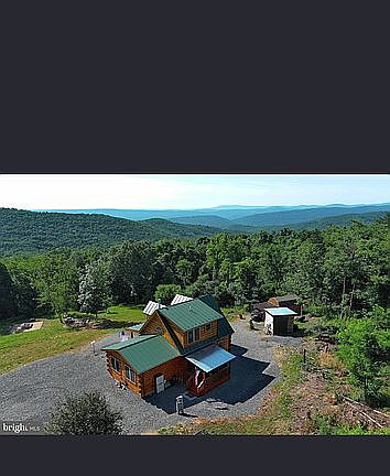 2nd image of 485 Bluffs Lookout Rd
