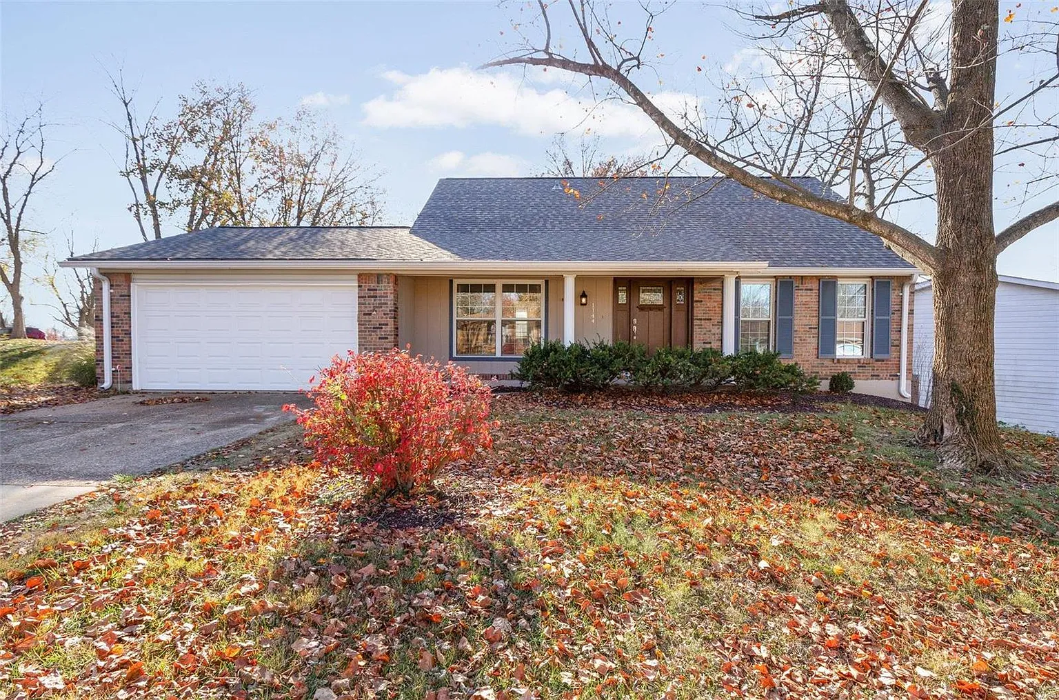 1144 Hobbs Mill Dr photo 1