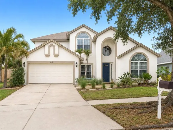 1610 Ledgestone Dr, Brandon, FL 33511