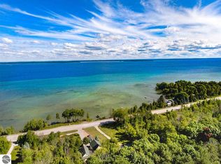 10805 E Hilltop Rd, Suttons Bay, MI 49682