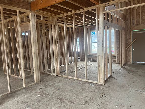 5th image of 3961 Autumn Acres Dr #2