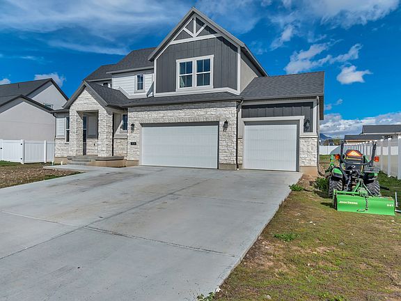 3rd image of 2434 W Eurasion Crane Rd