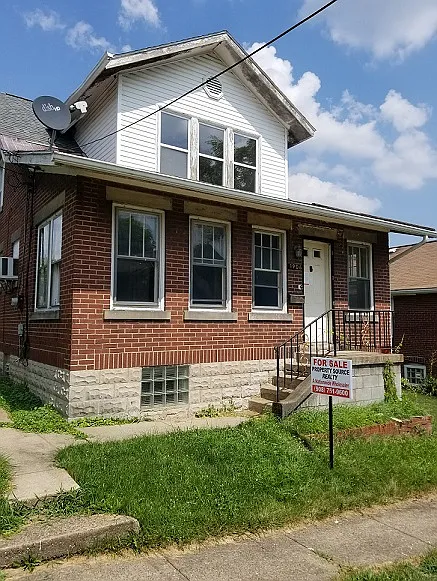 1906 Highland Ave photo 1