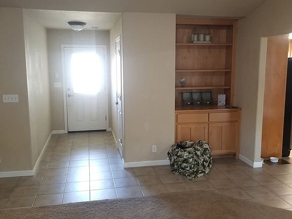 5th image of 125 Delaney Dr