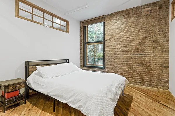 Sold by Compass | media 22