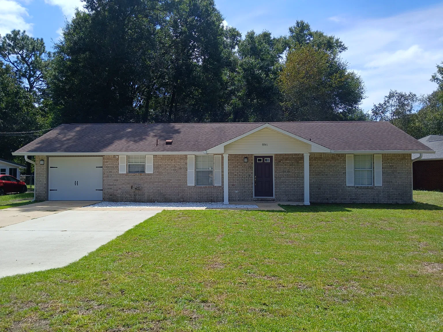 3 bed, 1222 sqft, $1,900 — Photo 1
