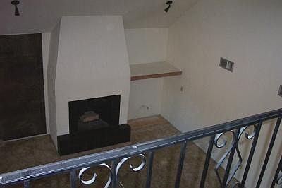 4th image of 827 S Brown St