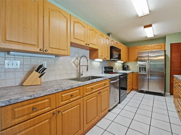 7321 McArthur Pkwy, Hollywood, FL 33024