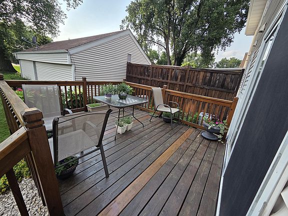 5th image of 2612 Zarthan Ave S
