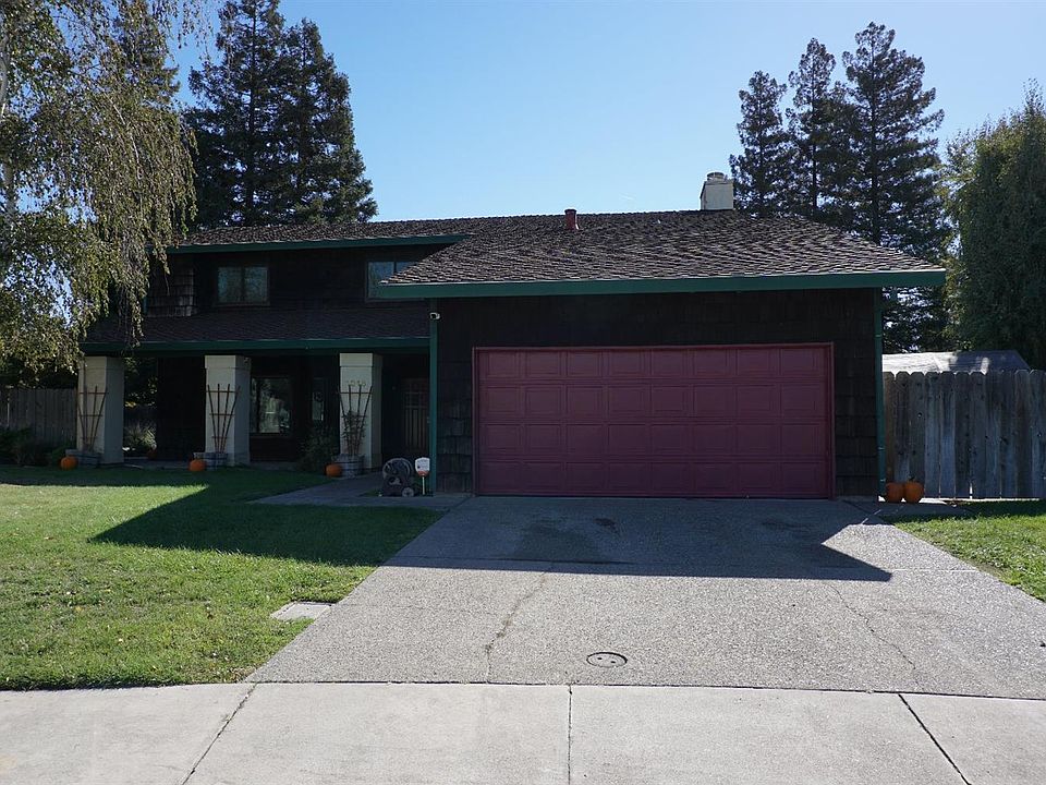 1st image of 1016 Earl Ct