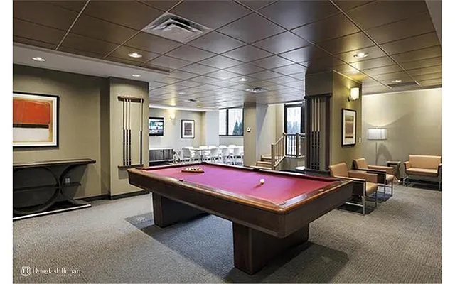 Rented by Douglas Elliman | media 28