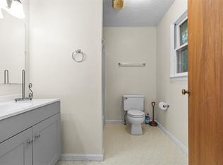 2130 Pony Farm Rd, Jacksonville, NC 28540