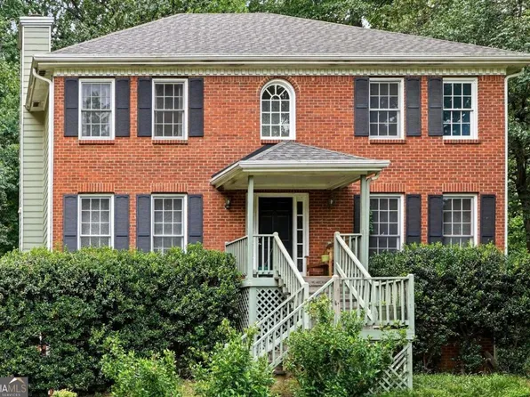 722 Bedrock Run, Lawrenceville, GA 30043