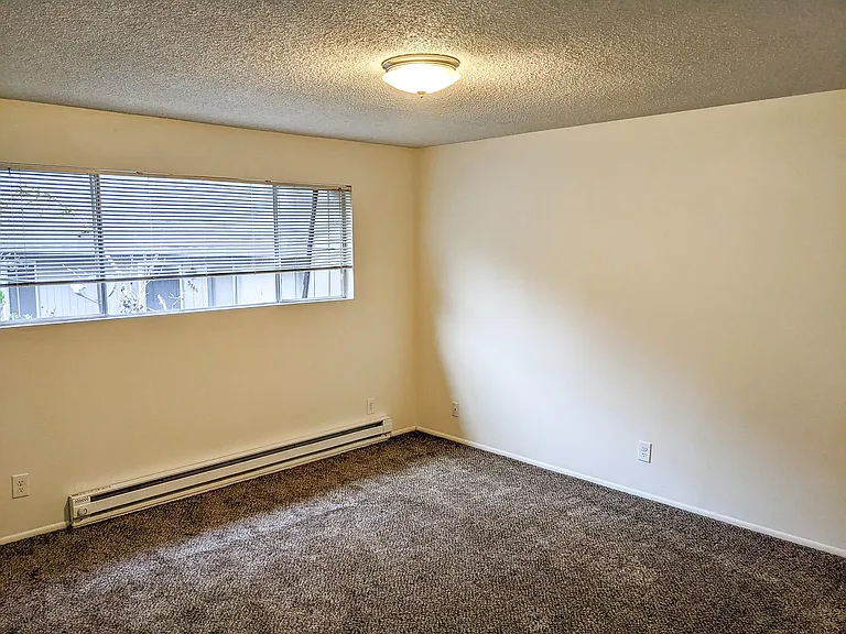3743 Liberty Rd S — Photo 14
