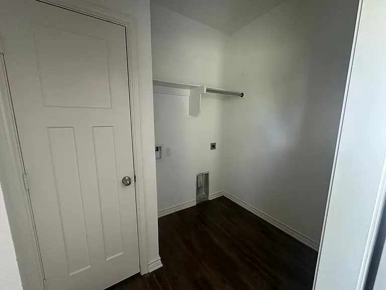205 Gordon St — Photo 9