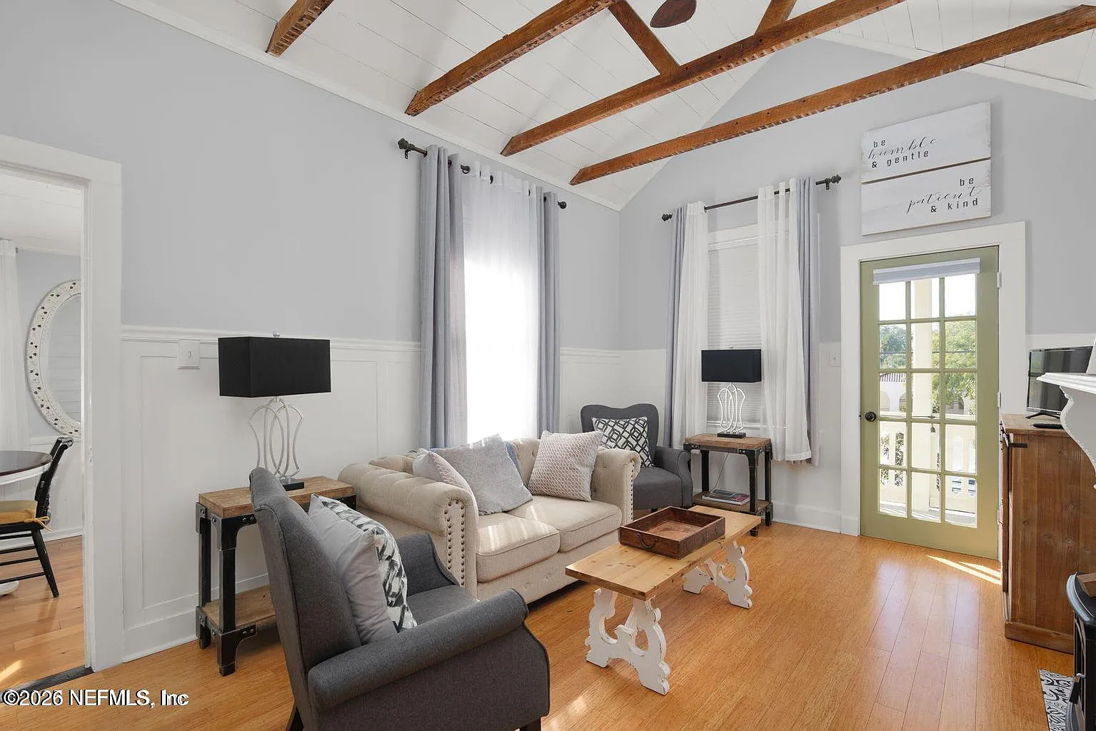 2 bed, 1.0 bath, 746 sqft, $2,900 — Photo 3