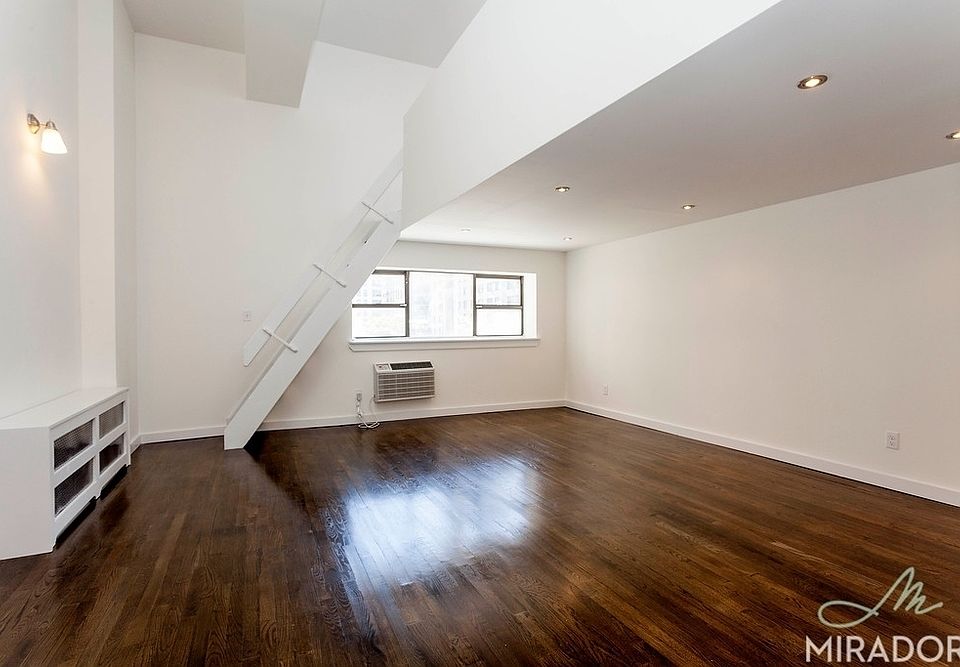 1st image of 27 W 16th St APT 6D