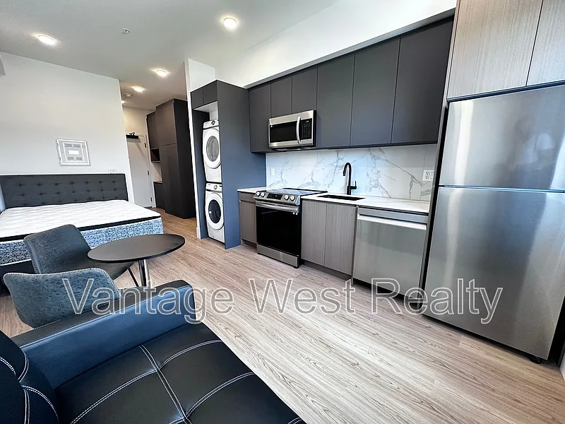 2 bed, 2.0 bath, 1115 sqft, $3,500 — Photo 1