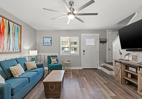 2nd image of 105 Linda Marie Ln