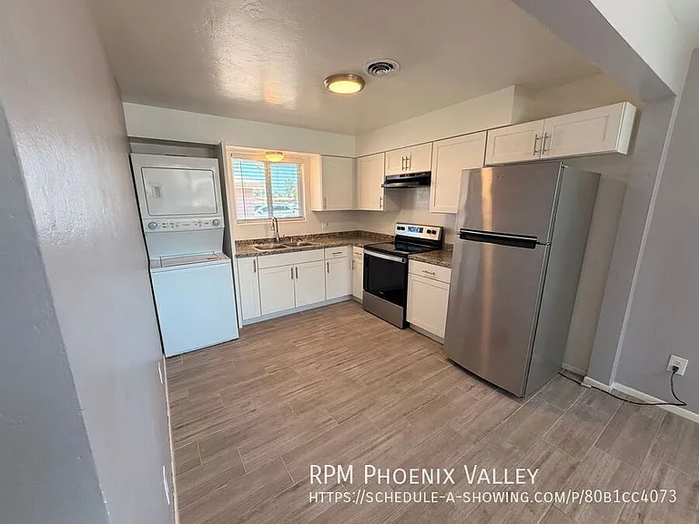 4837 E Willetta St #1 — Photo 4