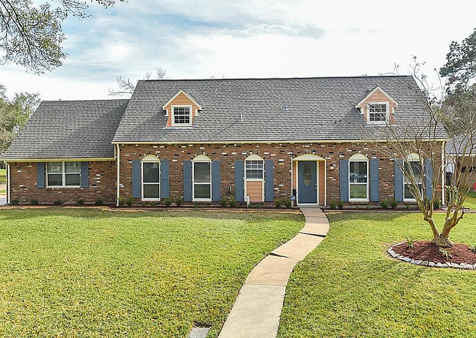 1st image of 5534 Wood Creek Way