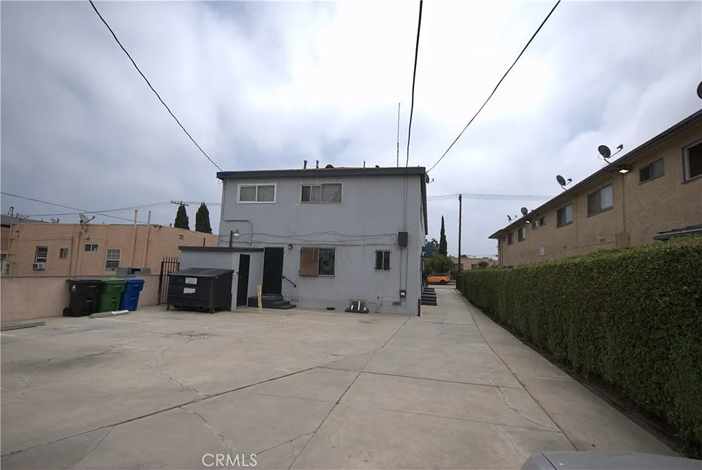 1 bed, 1000 sqft, $1,800 — Photo 4
