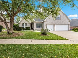2005 S Cherry Hills Dr, Fayetteville, AR 72701