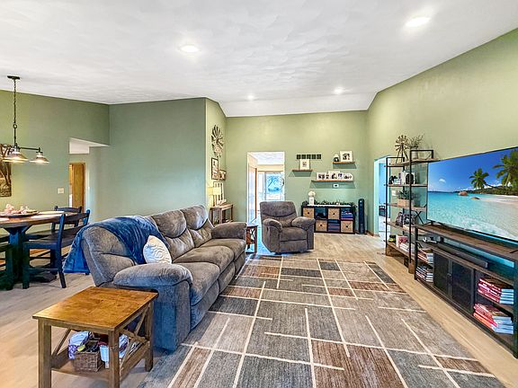 5th image of 1150 S Greenfield Dr #1150