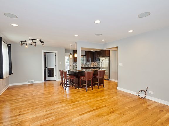 3rd image of 4951 Fitch Ave