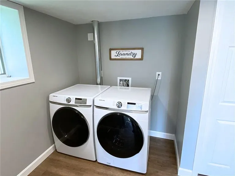 57 Saybrook Ave — Photo 14