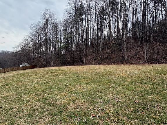 5th image of 133 Mill Creek Rd