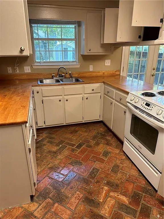 3 bed, 2.0 bath, 1488 sqft, $1,595 — Photo 2