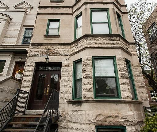 2nd image of 2544 N Burling St #1123