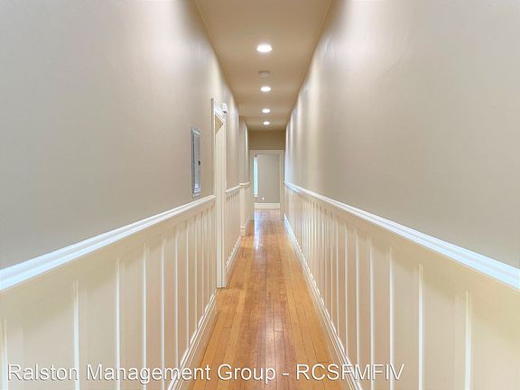5th image of 2241 Market St #2241B