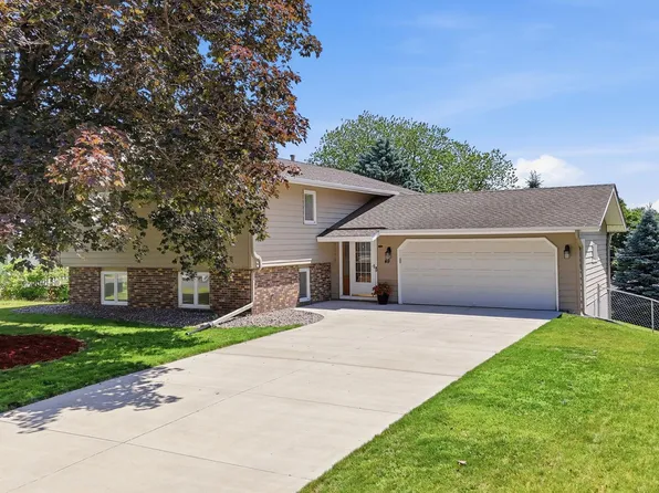 49 14th Ave SW, New Brighton, MN 55112
