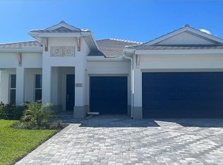9064 Redonda Dr, Naples, FL 34114