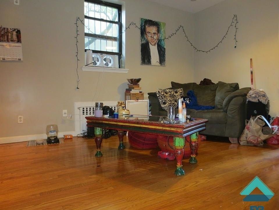 1st image of 863 Hancock St #311