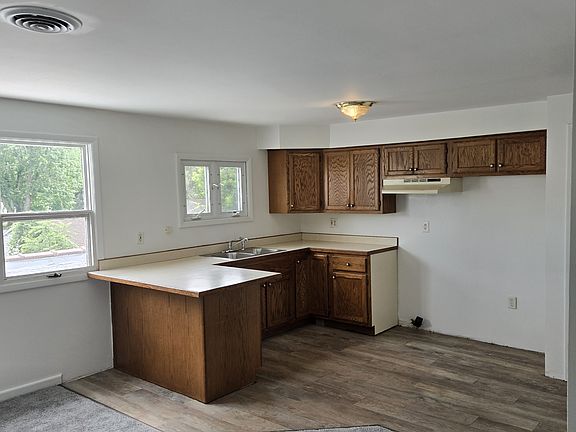3rd image of 5856 Buffalo St #1