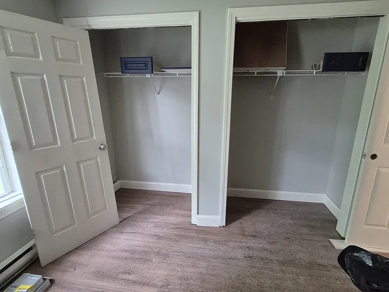 closets in back bedroom