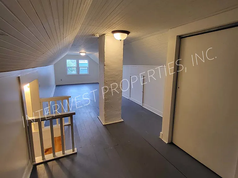329 SE 79th Ave — Photo 8